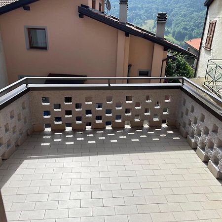 Casa Vacanze La Torre Malonno Екстериор снимка